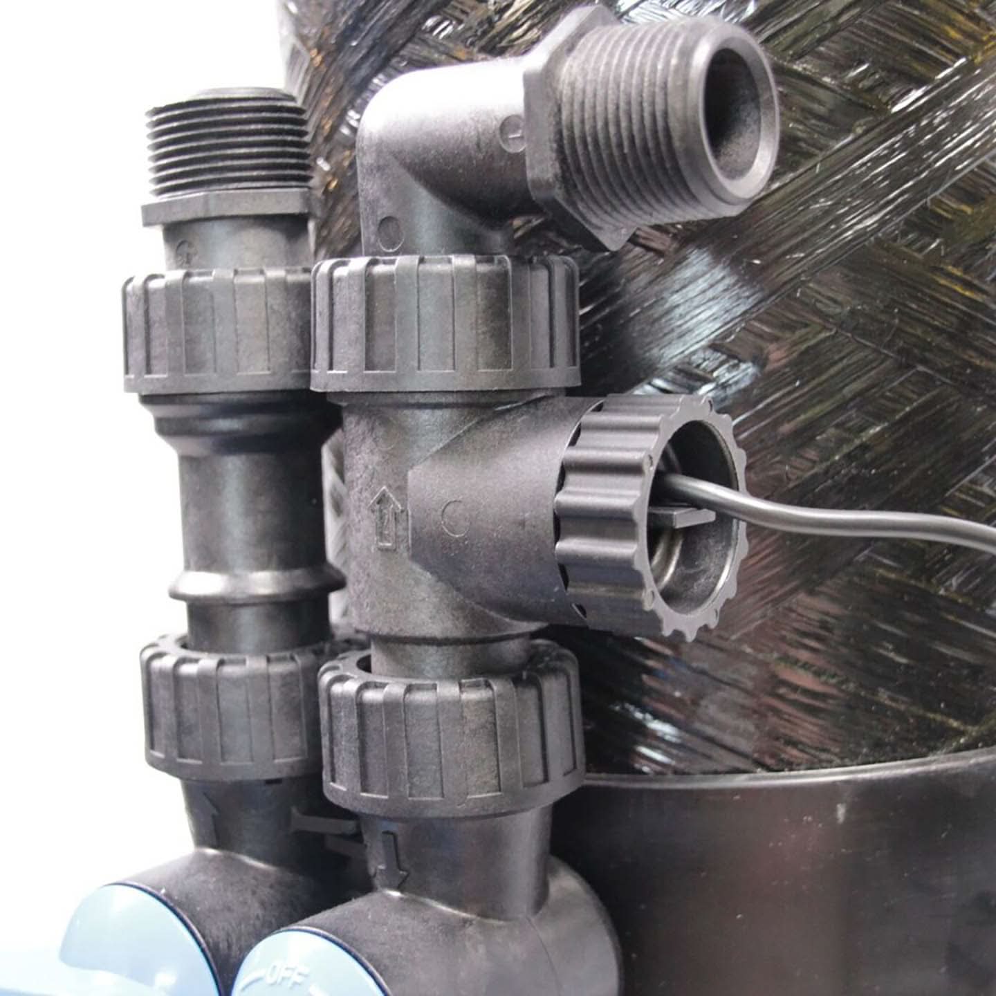 Pioneer Lead Reduction Whole House System Housing and Filter Kit (Close Up)